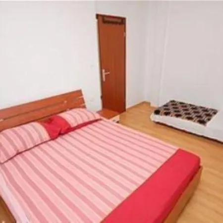 Appartement Kleines Emil Bordo By Interhome *