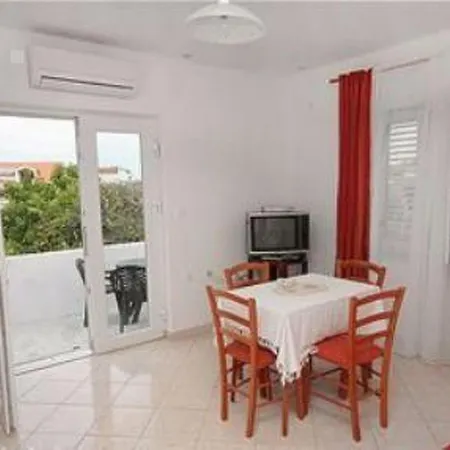 Kleines Emil Bordo By Interhome Apartment Murter